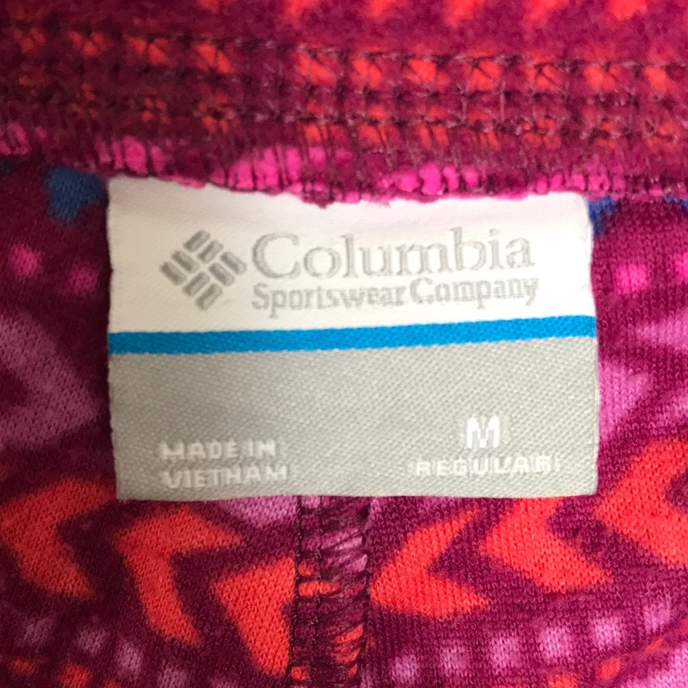 Columbia size M pants. Thicker polyester. So comfy